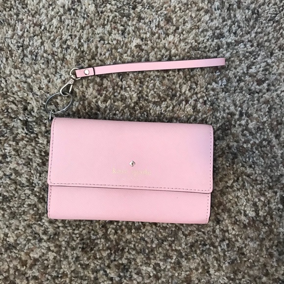 kate spade Handbags - Kate Spade wristlet